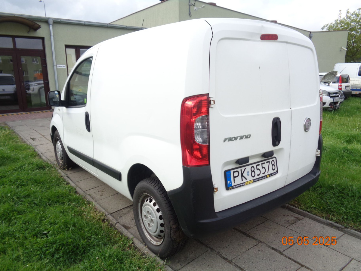 FIAT FIORINO FURGON BLASZAK - Skåpbil: bild 4 FIAT FIORINO FURGON BLASZAK - Skåpbil: bild 4