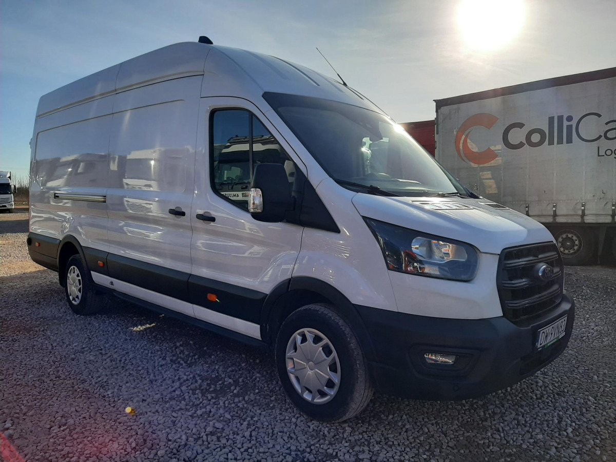 FORD TRANSIT FURGON BLASZAK - Skåpbil: bild 1 FORD TRANSIT FURGON BLASZAK - Skåpbil: bild 1