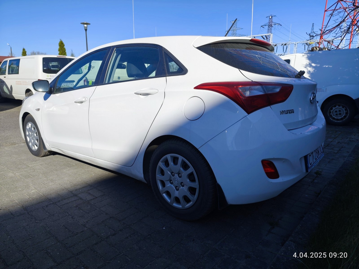 HYUNDAI I30 HATCHBACK - Hatchback/ Halvkombi: bild 4 HYUNDAI I30 HATCHBACK - Hatchback/ Halvkombi: bild 4