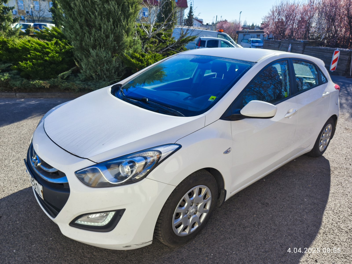 HYUNDAI I30 HATCHBACK - Hatchback/ Halvkombi: bild 2 HYUNDAI I30 HATCHBACK - Hatchback/ Halvkombi: bild 2