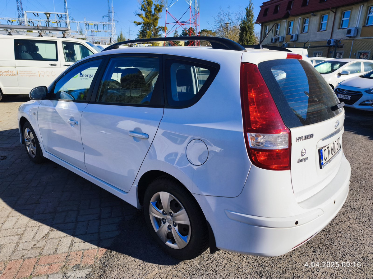 HYUNDAI I30 KOMBI - Personbil: bild 4 HYUNDAI I30 KOMBI - Personbil: bild 4