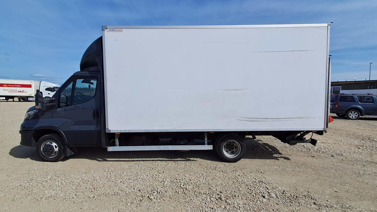 IVECO DAILY 50C18 KONTENER Z WINDĄ - Volymskåp: bild 4 IVECO DAILY 50C18 KONTENER Z WINDĄ - Volymskåp: bild 4