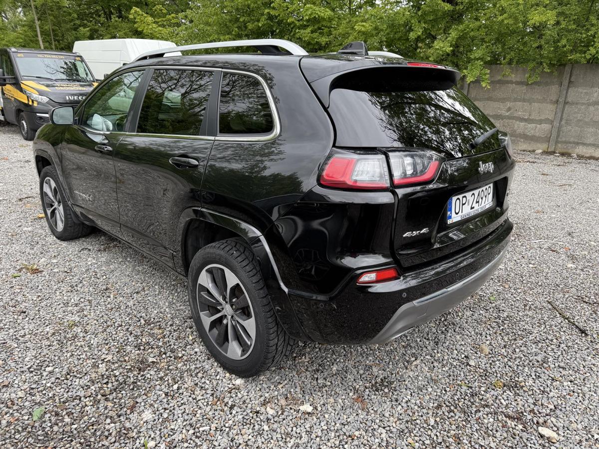 JEEP CHEROKEE OVERLAND 2.0 TURBO AWD AT SUV USZKODZONY SILNIK - SUV: bild 4 JEEP CHEROKEE OVERLAND 2.0 TURBO AWD AT SUV USZKODZONY SILNIK - SUV: bild 4
