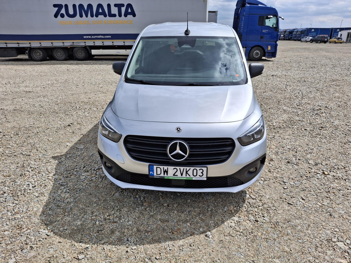 MERCEDES BENZ CITAN FURGON PRZESZKLONY - Skåpbil: bild 2 MERCEDES BENZ CITAN FURGON PRZESZKLONY - Skåpbil: bild 2
