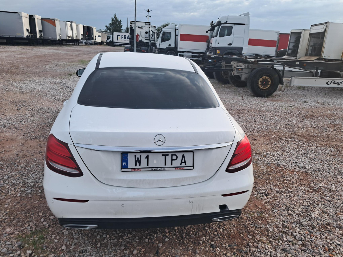MERCEDES BENZ E 220 D 4MATIC SEDAN - Sedan: bild 5 MERCEDES BENZ E 220 D 4MATIC SEDAN - Sedan: bild 5