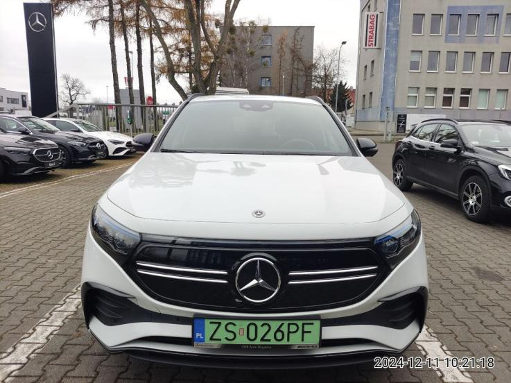 MERCEDES BENZ EQA 350 4MATIC SUV - SUV: bild 5 MERCEDES BENZ EQA 350 4MATIC SUV - SUV: bild 5