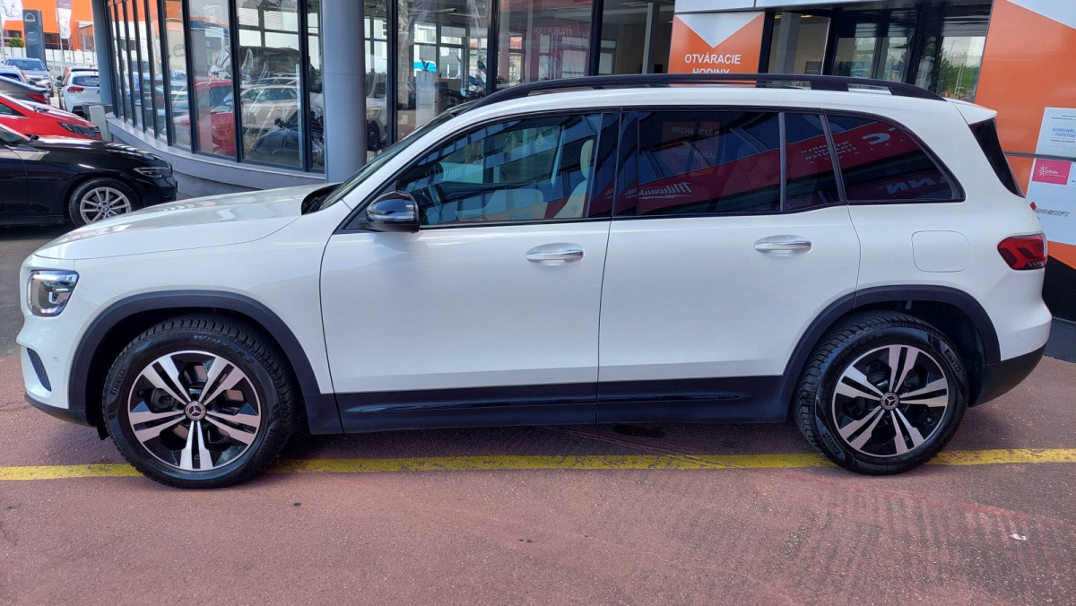MERCEDES BENZ GLB SUV - SUV: bild 4 MERCEDES BENZ GLB SUV - SUV: bild 4