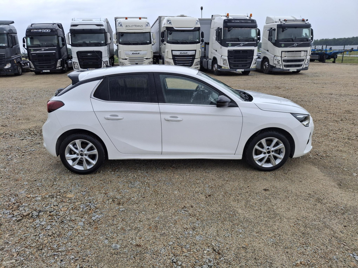 OPEL CORSA HATCHBACK - Hatchback/ Halvkombi: bild 4 OPEL CORSA HATCHBACK - Hatchback/ Halvkombi: bild 4