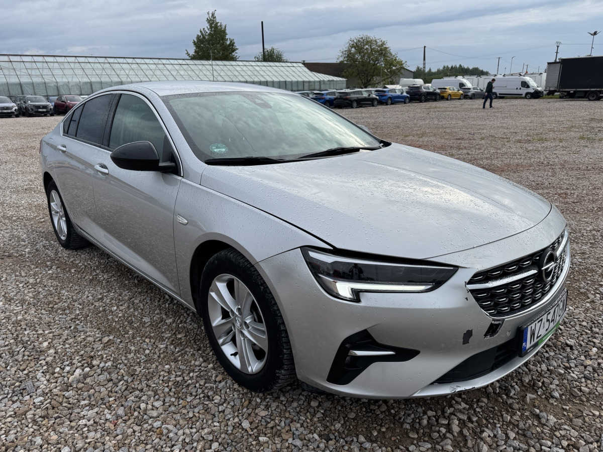OPEL INSIGNIA LIFTBACK - Personbil: bild 1 OPEL INSIGNIA LIFTBACK - Personbil: bild 1