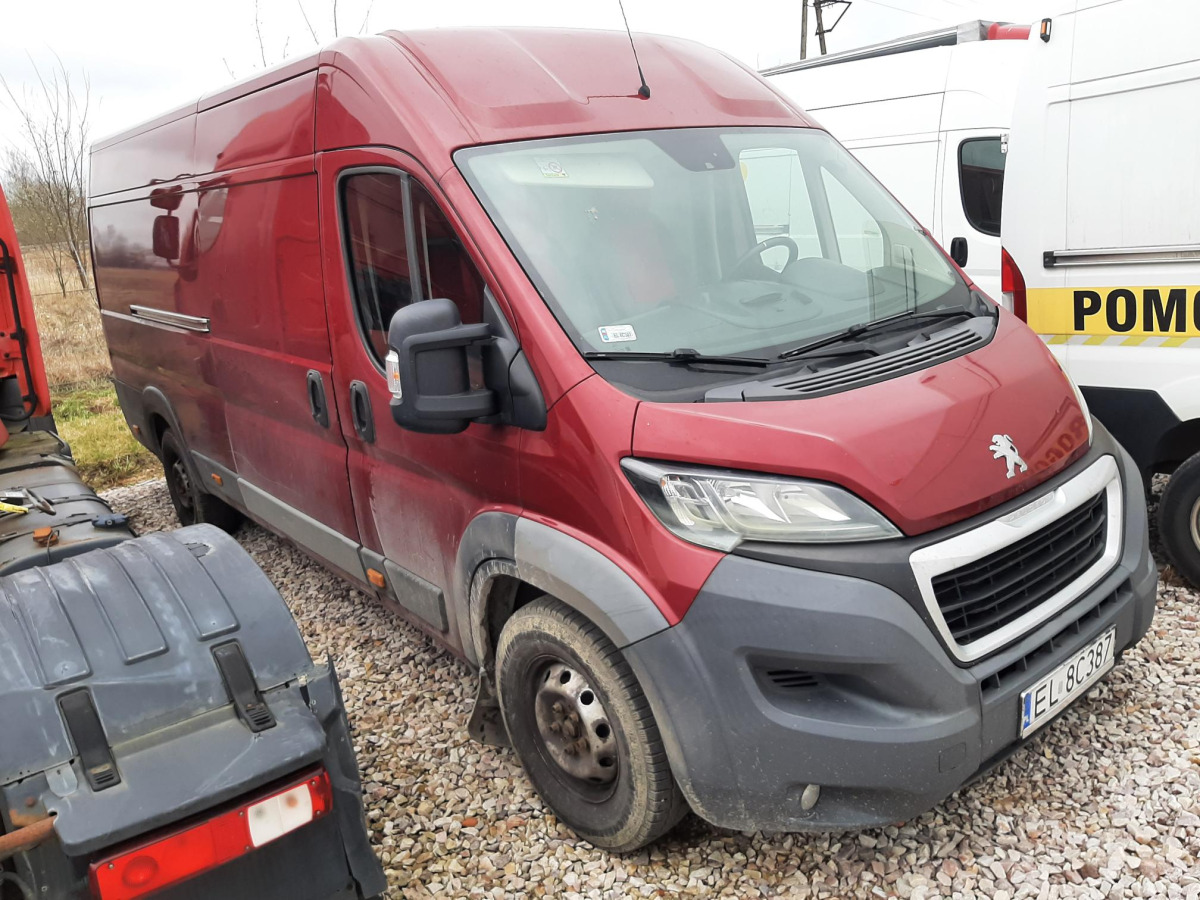 PEUGEOT BOXER FURGON BLASZAK - Skåpbil: bild 1 PEUGEOT BOXER FURGON BLASZAK - Skåpbil: bild 1