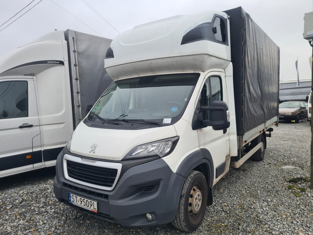 PEUGEOT BOXER PLANDEKA - Transportbil med kapell: bild 2 PEUGEOT BOXER PLANDEKA - Transportbil med kapell: bild 2