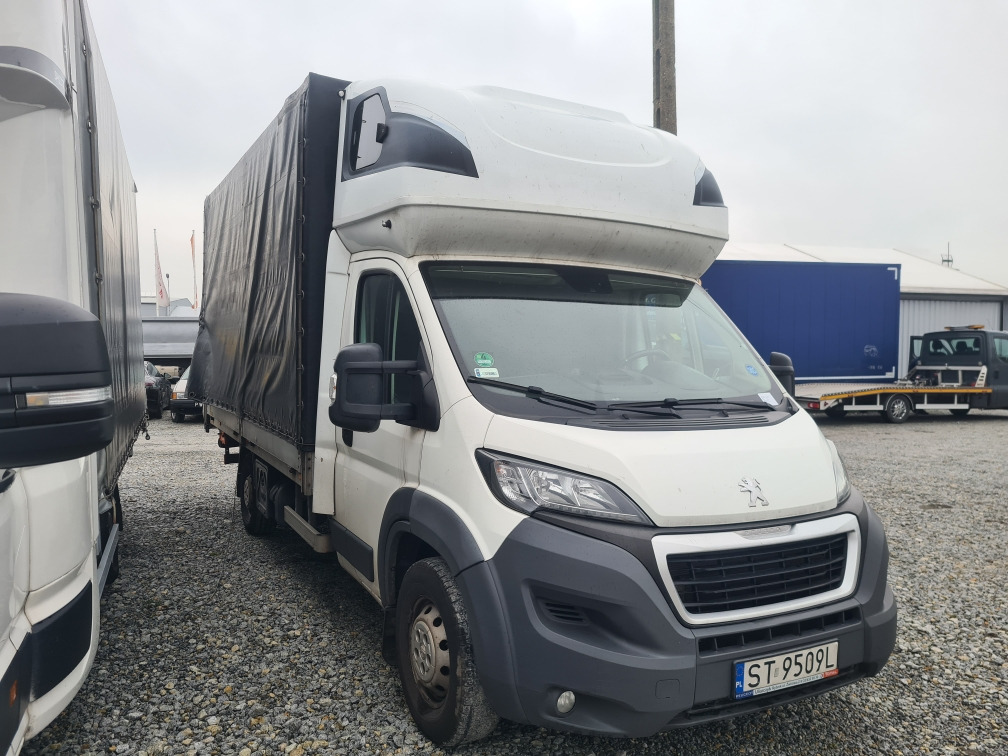 PEUGEOT BOXER PLANDEKA - Transportbil med kapell: bild 3 PEUGEOT BOXER PLANDEKA - Transportbil med kapell: bild 3