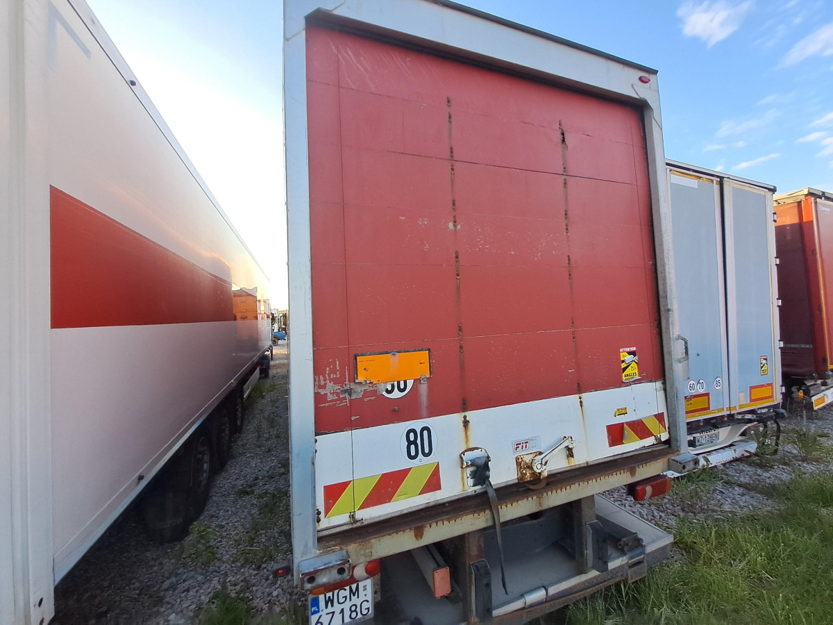 RENAULT MIDLUM KONTENER Z WINDĄ - Lastbil med skåp: bild 4 RENAULT MIDLUM KONTENER Z WINDĄ - Lastbil med skåp: bild 4