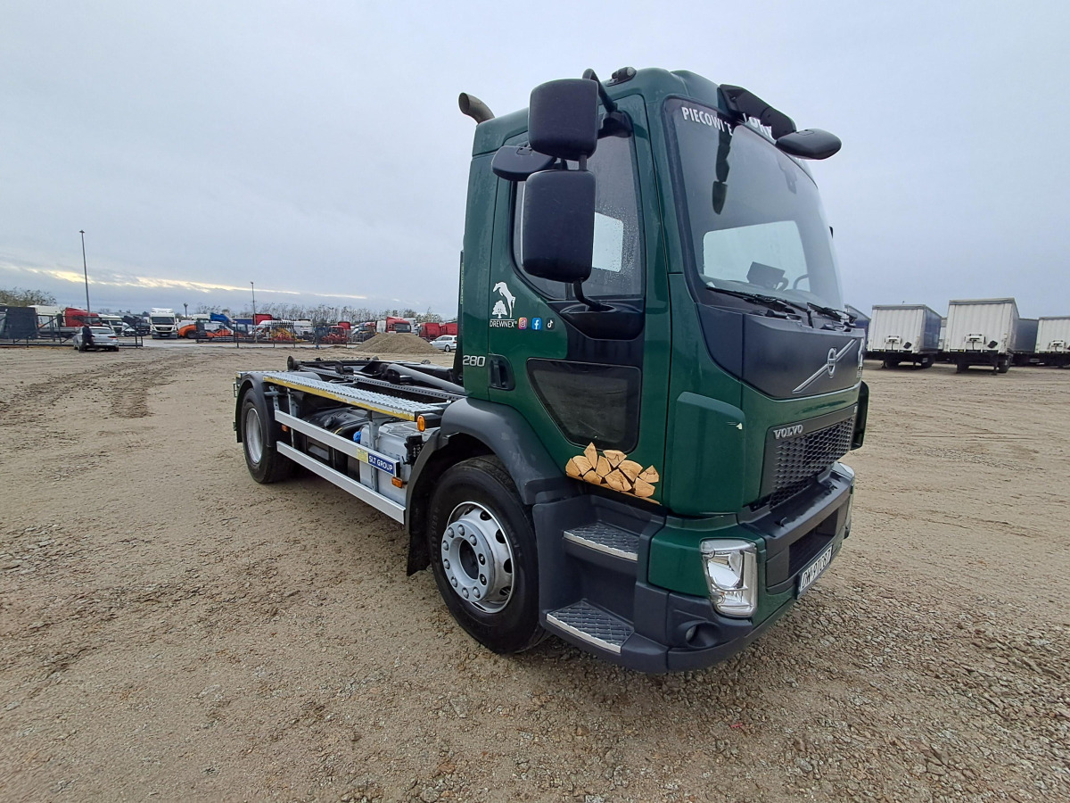 VOLVO FL - Lastväxlare lastbil: bild 1 VOLVO FL - Lastväxlare lastbil: bild 1