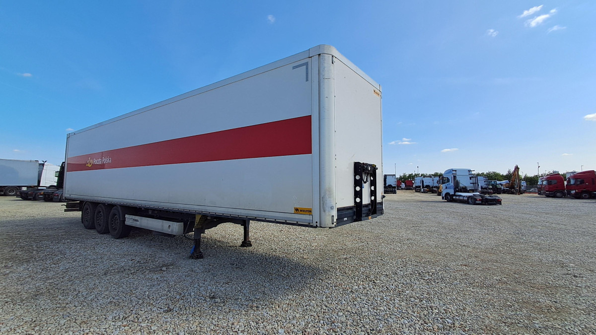 WIELTON NS3F IZOTERMA - Isotermiska trailer: bild 1 WIELTON NS3F IZOTERMA - Isotermiska trailer: bild 1