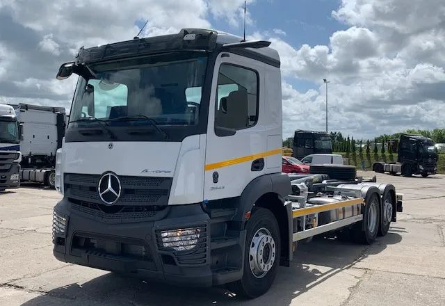 Mercedes-Benz Actros 2543 L Hakowiec - Lastväxlare lastbil: bild 1 Mercedes-Benz Actros 2543 L Hakowiec - Lastväxlare lastbil: bild 1