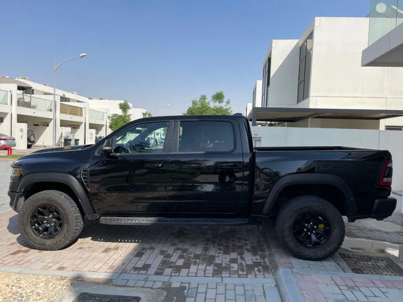 Dodge Ram 1500 TRX 6.2 Supercharged V8 , 702 HP , 60.000 euro ex. Dubai - Pickup: bild 2 Dodge Ram 1500 TRX 6.2 Supercharged V8 , 702 HP , 60.000 euro ex. Dubai - Pickup: bild 2