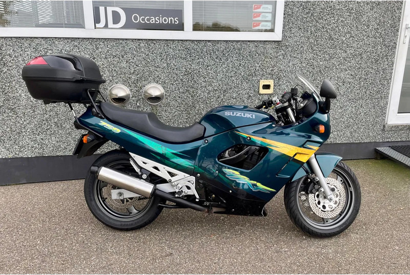Suzuki GSX 600 F - Motorcykel: bild 1 Suzuki GSX 600 F - Motorcykel: bild 1