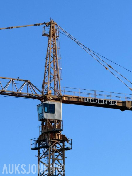 2000 Liebherr 280 EC-H 16 Litronic Tårnkran med undervogn på plater - Lyftkran: bild 5 2000 Liebherr 280 EC-H 16 Litronic Tårnkran med undervogn på plater - Lyftkran: bild 5