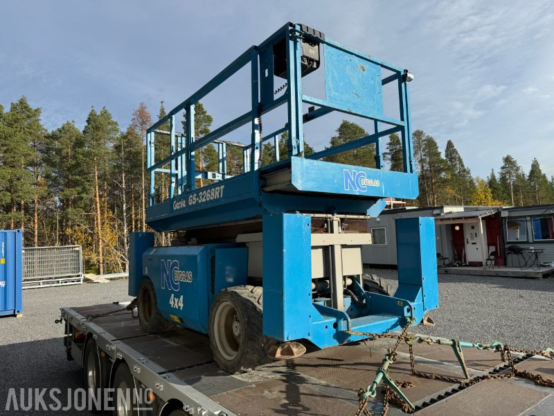 2004 Genie GS-3268R - Sakselift - 4x4 - 4152kg - 3734ti - Lift: bild 3 2004 Genie GS-3268R - Sakselift - 4x4 - 4152kg - 3734ti - Lift: bild 3