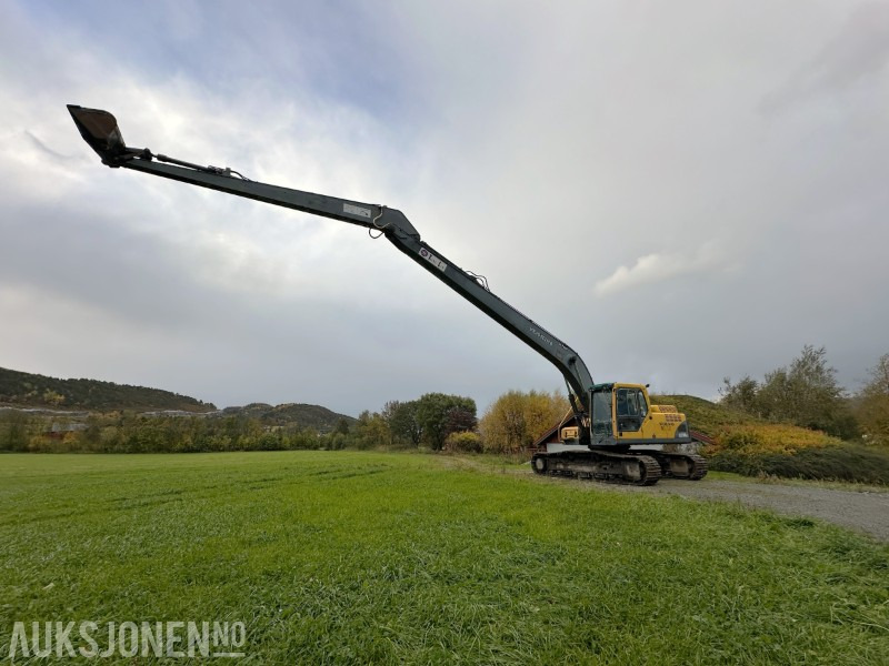2004 Volvo EC210BLC - sertifisert, lang og kort bom og flere skuffer - Grävmaskin: bild 2 2004 Volvo EC210BLC - sertifisert, lang og kort bom og flere skuffer - Grävmaskin: bild 2