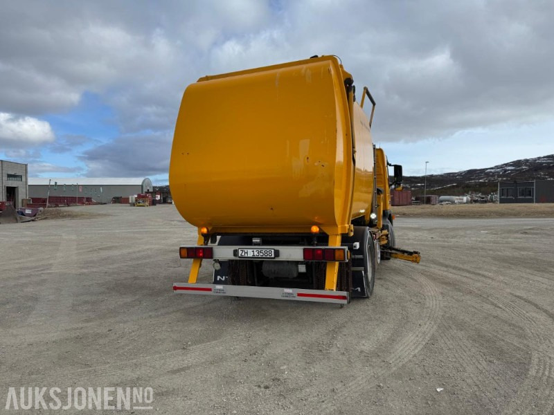 2004 Volvo FM-9 4X2 Komprimator - Sidelaster - 247983KM - Sopbil: bild 5 2004 Volvo FM-9 4X2 Komprimator - Sidelaster - 247983KM - Sopbil: bild 5
