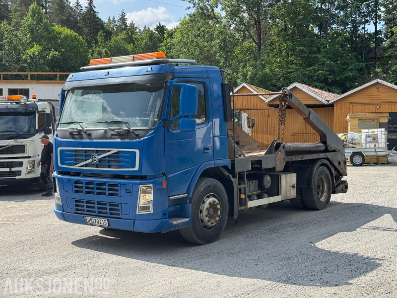 2004 Volvo FM9 containerløfter / liftbil – 15 tonn - Liftdumper lastbil: bild 1 2004 Volvo FM9 containerløfter / liftbil – 15 tonn - Liftdumper lastbil: bild 1
