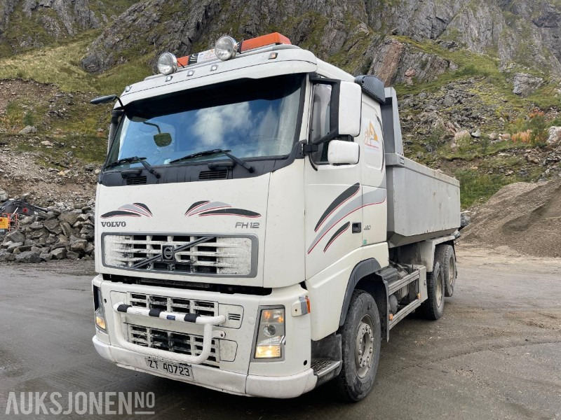 2005 Volvo FH12 6X2 *Sentralsmøring* Eu godkjent til 21.04.2026* - Tippbil lastbil: bild 1 2005 Volvo FH12 6X2 *Sentralsmøring* Eu godkjent til 21.04.2026* - Tippbil lastbil: bild 1