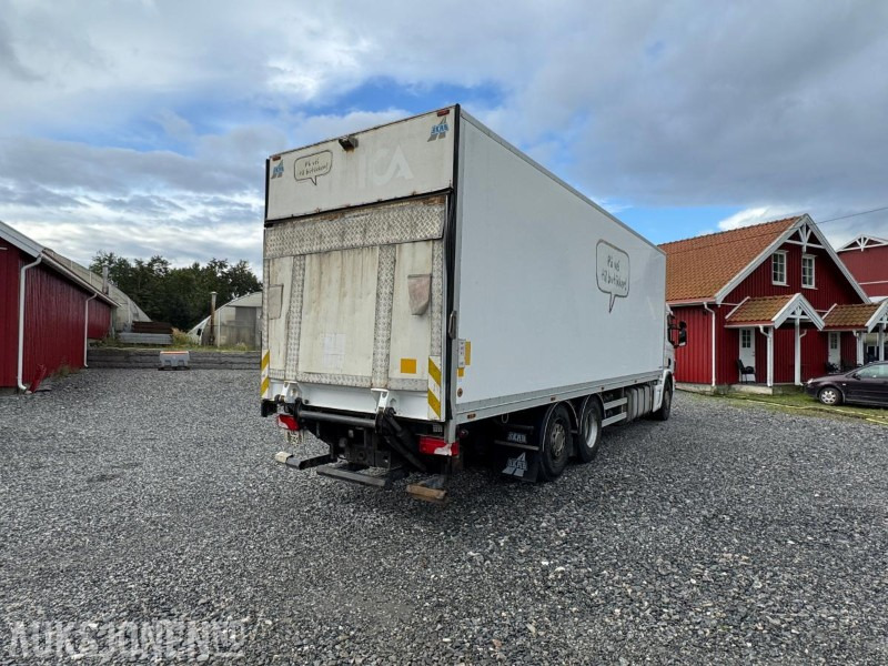 2006 Scania P380 skapbil - Lastbil med skåp: bild 4 2006 Scania P380 skapbil - Lastbil med skåp: bild 4