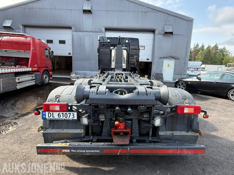 2007 Volvo FH 520 Krokbil - EU godkjent til 2026 - Krok med knekk - Alufelger - Luftstyrt hengerfeste - EU OK -Euro4T - 334487km - Lastväxlare lastbil: bild 4 2007 Volvo FH 520 Krokbil - EU godkjent til 2026 - Krok med knekk - Alufelger - Luftstyrt hengerfeste - EU OK -Euro4T - 334487km - Lastväxlare lastbil: bild 4
