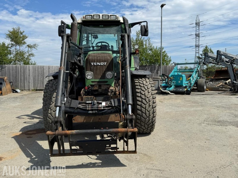 2010 Fendt 412 Vario traktor m/Trima frontlaster –9793 t – V-plog + ekstra hjulsett inkl. - Traktor: bild 3 2010 Fendt 412 Vario traktor m/Trima frontlaster –9793 t – V-plog + ekstra hjulsett inkl. - Traktor: bild 3