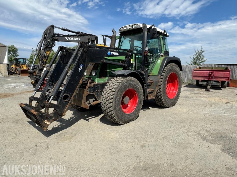 2010 Fendt 412 Vario traktor m/Trima frontlaster –9793 t – V-plog + ekstra hjulsett inkl. - Traktor: bild 2 2010 Fendt 412 Vario traktor m/Trima frontlaster –9793 t – V-plog + ekstra hjulsett inkl. - Traktor: bild 2