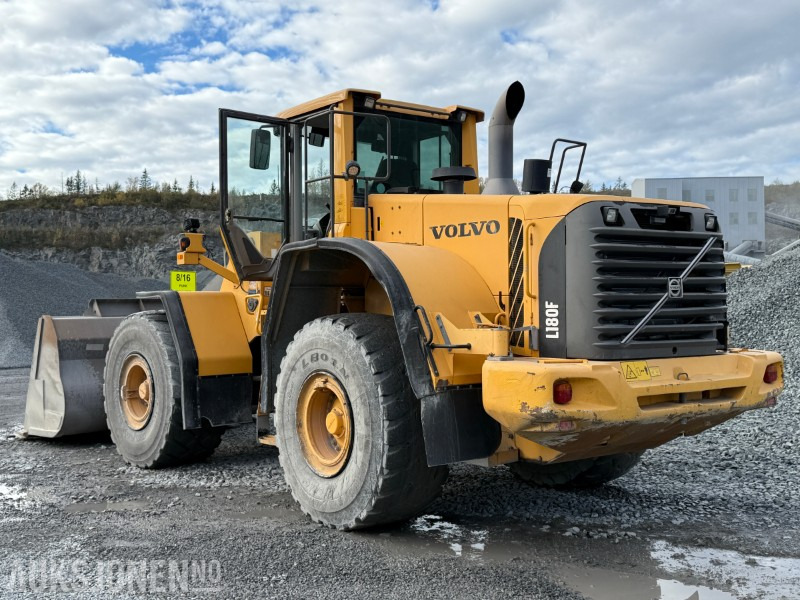 2010 Volvo L180F hjullaster med skuffe / Spakstyring - Hjullastare: bild 3 2010 Volvo L180F hjullaster med skuffe / Spakstyring - Hjullastare: bild 3