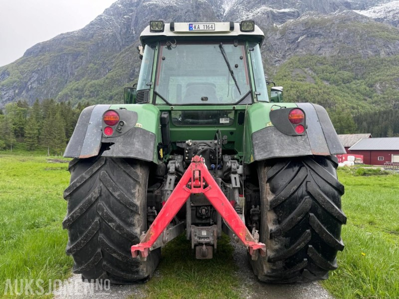 2011 Fendt 718 Vario - Frontlaster - Front hydraulikk - PTO foran - 50 km/t - Traktor: bild 5 2011 Fendt 718 Vario - Frontlaster - Front hydraulikk - PTO foran - 50 km/t - Traktor: bild 5