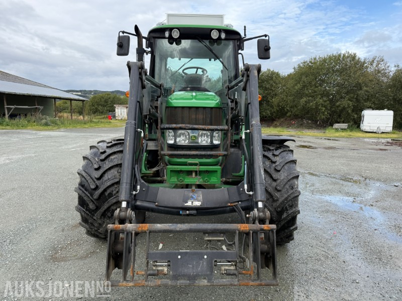 2011 John Deere 6230 Premium 40 km - Traktor: bild 2 2011 John Deere 6230 Premium 40 km - Traktor: bild 2