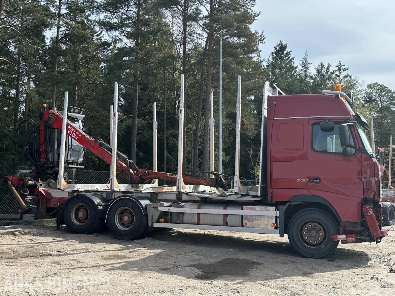 2011 Volvo FH16 - Tømmerbil med FTG V-kran - rep.objekt - Timmerbil: bild 3 2011 Volvo FH16 - Tømmerbil med FTG V-kran - rep.objekt - Timmerbil: bild 3