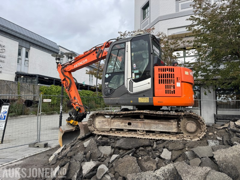 2013 Hitachi ZX85US-3 - Beltegraver - Gravemaskin - Engcon tiltrotator - Grävmaskin: bild 3 2013 Hitachi ZX85US-3 - Beltegraver - Gravemaskin - Engcon tiltrotator - Grävmaskin: bild 3