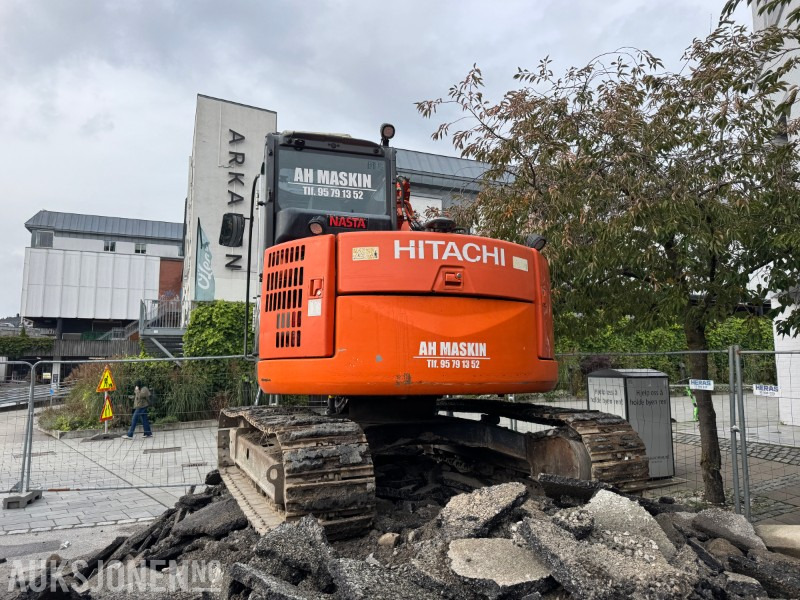2013 Hitachi ZX85US-3 - Beltegraver - Gravemaskin - Engcon tiltrotator - Grävmaskin: bild 5 2013 Hitachi ZX85US-3 - Beltegraver - Gravemaskin - Engcon tiltrotator - Grävmaskin: bild 5