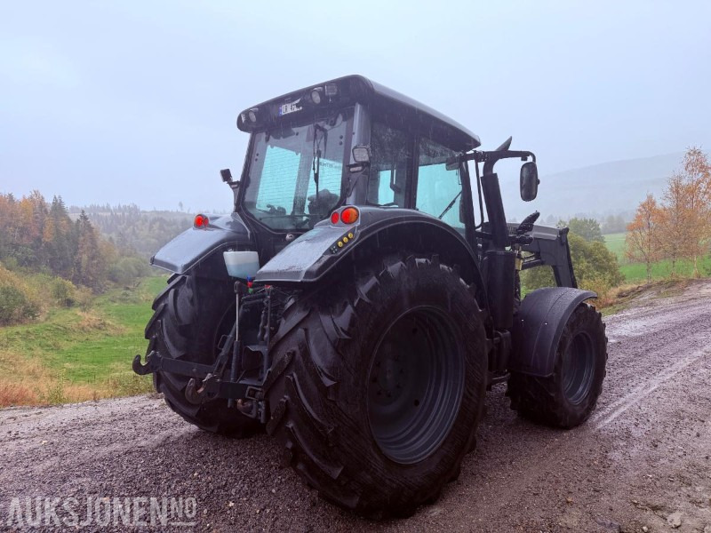 2013 Valtra N143 Direct med fronthydraulikk og kraftuttak(PTO) - Nylig EU godkjent - Traktor: bild 3 2013 Valtra N143 Direct med fronthydraulikk og kraftuttak(PTO) - Nylig EU godkjent - Traktor: bild 3