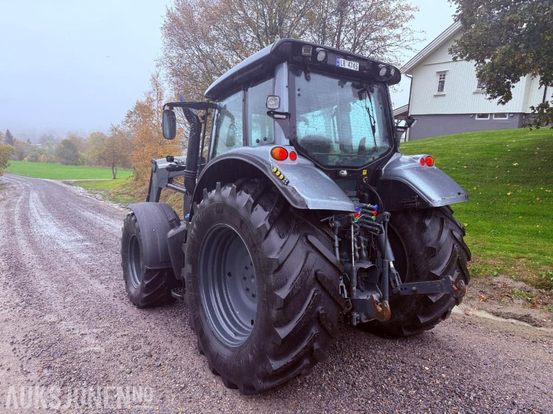 2013 Valtra N143 Direct med fronthydraulikk og kraftuttak(PTO) - Nylig EU godkjent - Traktor: bild 4 2013 Valtra N143 Direct med fronthydraulikk og kraftuttak(PTO) - Nylig EU godkjent - Traktor: bild 4