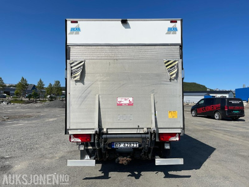 2014 Mercedes-Benz 516 Bluetec Sprinter Automat, kun 157716 km, SKAB påbygg, og 750 kg Zepro bakløft - Lastbil med skåp: bild 5 2014 Mercedes-Benz 516 Bluetec Sprinter Automat, kun 157716 km, SKAB påbygg, og 750 kg Zepro bakløft - Lastbil med skåp: bild 5