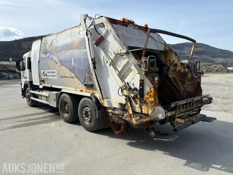 2014 Volvo FM 420 renovasjonsbil med 2-kammers løsning - Sopbil: bild 4 2014 Volvo FM 420 renovasjonsbil med 2-kammers løsning - Sopbil: bild 4