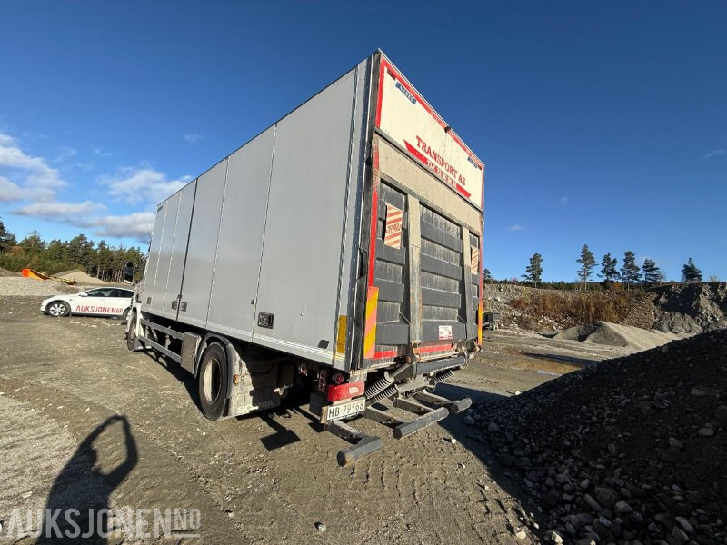 2015 Scania P280 DB 4x2 MNB Euro 6 – Zepro bakløfter – 267 700 km - Lastbil med skåp: bild 3 2015 Scania P280 DB 4x2 MNB Euro 6 – Zepro bakløfter – 267 700 km - Lastbil med skåp: bild 3