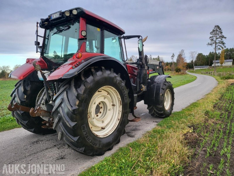 2015 Valtra N163 - Traktor med frontlaster - Traktor: bild 4 2015 Valtra N163 - Traktor med frontlaster - Traktor: bild 4