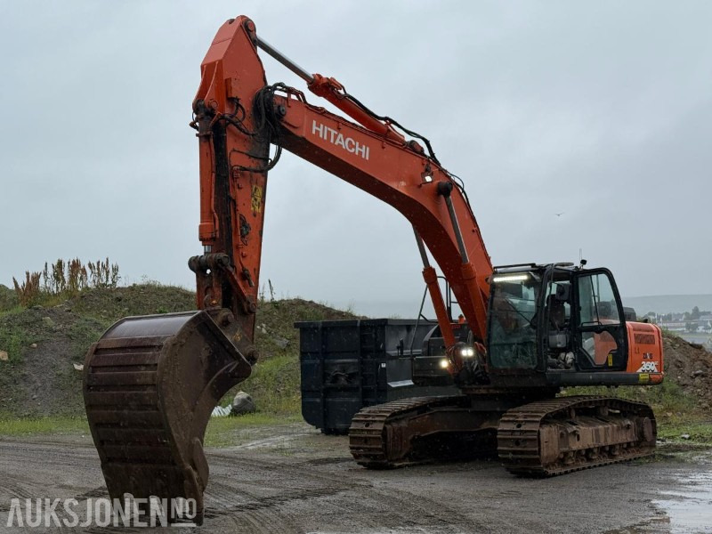 2016 Hitachi ZX350 - GPS - Pusseskuffe - Ripper - Tannskuffe - Grävmaskin: bild 1 2016 Hitachi ZX350 - GPS - Pusseskuffe - Ripper - Tannskuffe - Grävmaskin: bild 1