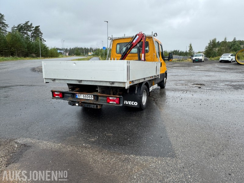 2017 Iveco Daily dobbelkabin m/kran, Webasto, innredning, inverter og vinterhjul - Flakbil: bild 5 2017 Iveco Daily dobbelkabin m/kran, Webasto, innredning, inverter og vinterhjul - Flakbil: bild 5