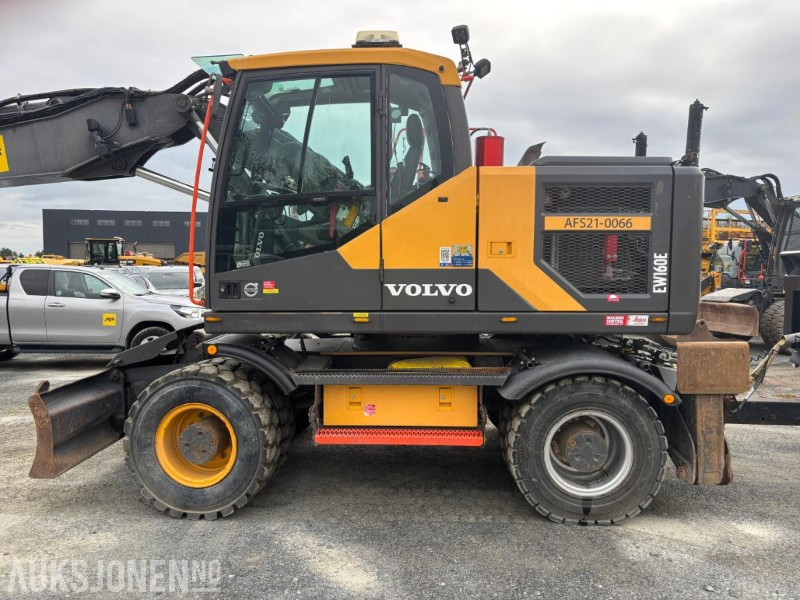 2017 Volvo hjulgraver med tiltrotator og skuffer - Grävmaskin: bild 5 2017 Volvo hjulgraver med tiltrotator og skuffer - Grävmaskin: bild 5