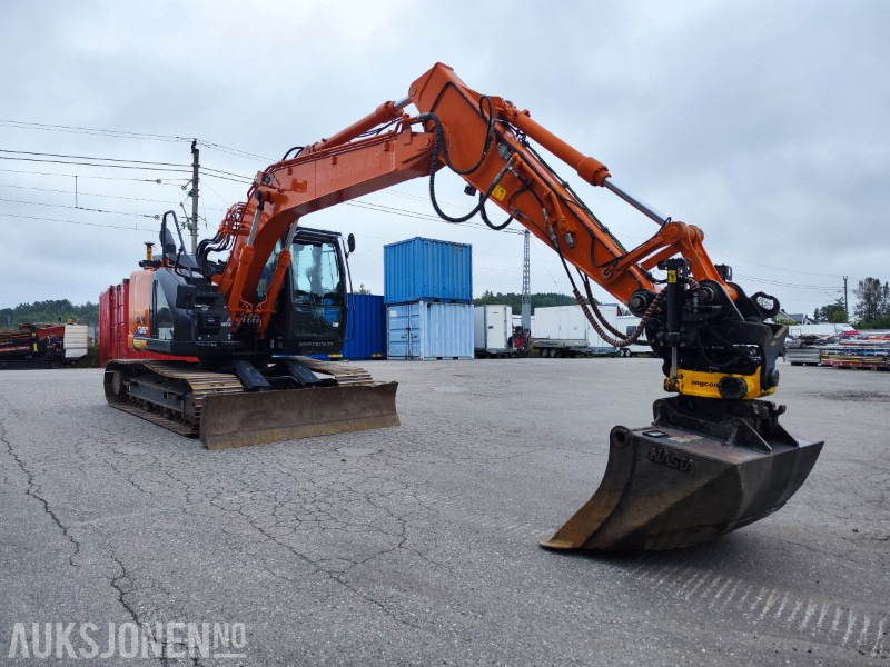 2021 Hitachi ZX135US-6 med 3D maskinstyring, tiltrotator og 3 skuffer - Grävmaskin: bild 4 2021 Hitachi ZX135US-6 med 3D maskinstyring, tiltrotator og 3 skuffer - Grävmaskin: bild 4