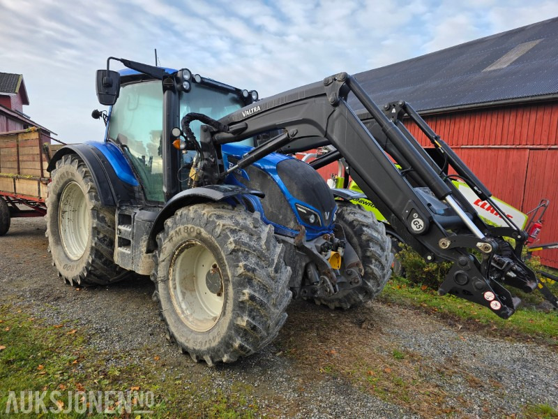 2021 Valtra N174 med lesseapparat - Traktor: bild 2 2021 Valtra N174 med lesseapparat - Traktor: bild 2