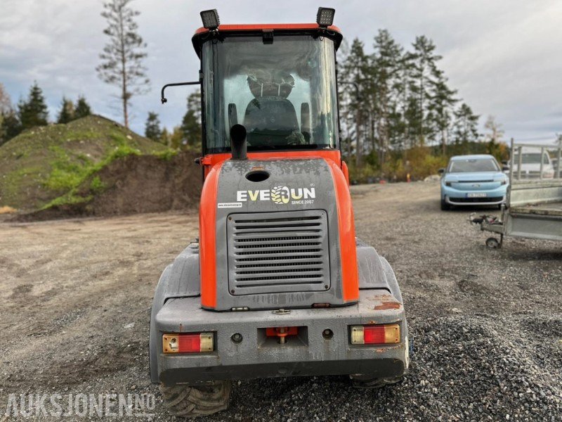 Everun ER08 Hjullaster – 4x4 – 2019-modell –Brøyteskjær – Pallegaffel – Kun 325 timer! - Hjullastare: bild 5 Everun ER08 Hjullaster – 4x4 – 2019-modell –Brøyteskjær – Pallegaffel – Kun 325 timer! - Hjullastare: bild 5